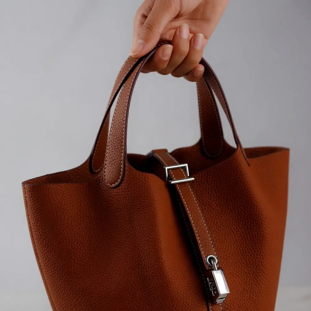 Shiori(M) - Tan Premium cowhide leather Hobo Bag for women| spacious everyday handbag| durable & stylish ladies shoulder bag| Multi-purpose bag for work, travel, sopping